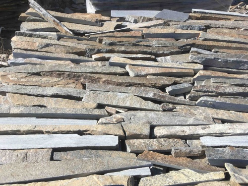 Горбушка златолит мультиколор для облицовки купить в Нижнем Тагиле