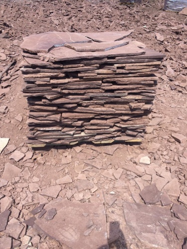 Плитняк лемезит бордовый для цоколя 1,5-2 см купить в Нижнем Тагиле