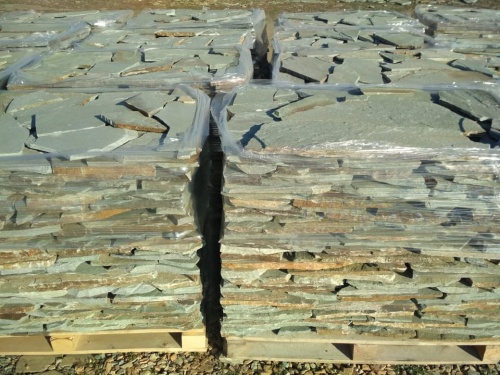 Плитняк златолит зелёный для цоколя, отмостки купить в Нижнем Тагиле