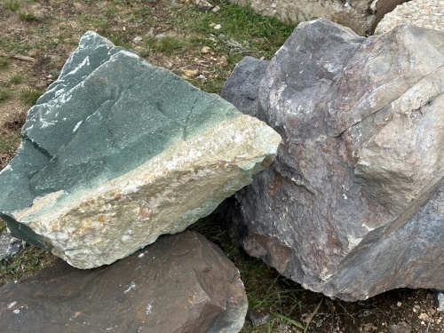 Камни для ландшафтного дизайна зелёные 10-60 килограмм купить в Нижнем Тагиле