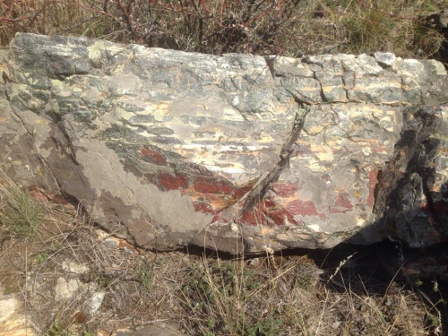 Гигантские зелёные валуны для ландшафтного дизайна весом более 5 тонн купить в Нижнем Тагиле