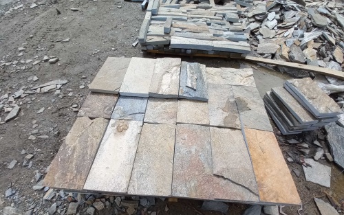 Плитка пилёная златолит Уральский для цоколя, отмостки купить в Нижнем Тагиле