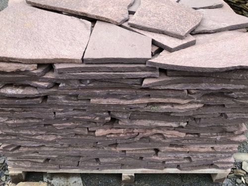 Плитняк лемезит бордовый для облицовки цоколя 20-25 мм  купить в Нижнем Тагиле