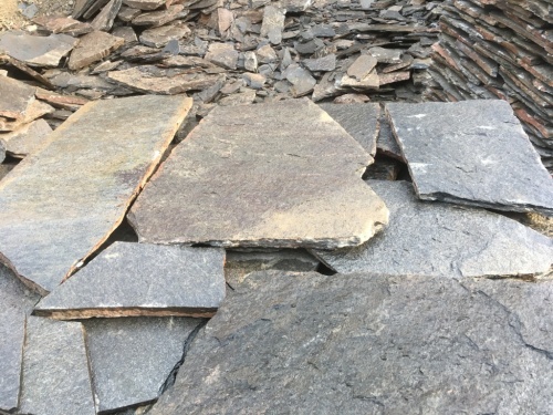 Серицит для лестницы, ступеней купить в Нижнем Тагиле